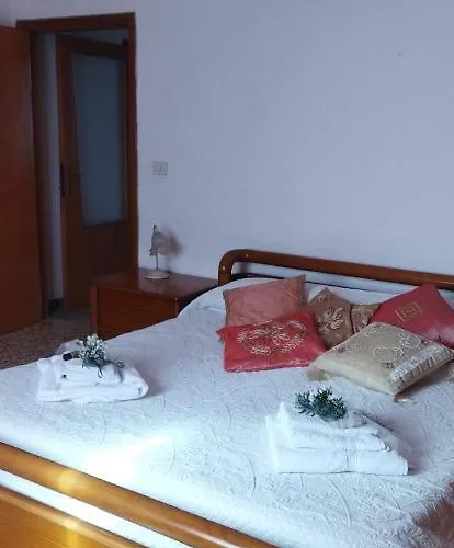 Nonna Nesti * Кортона